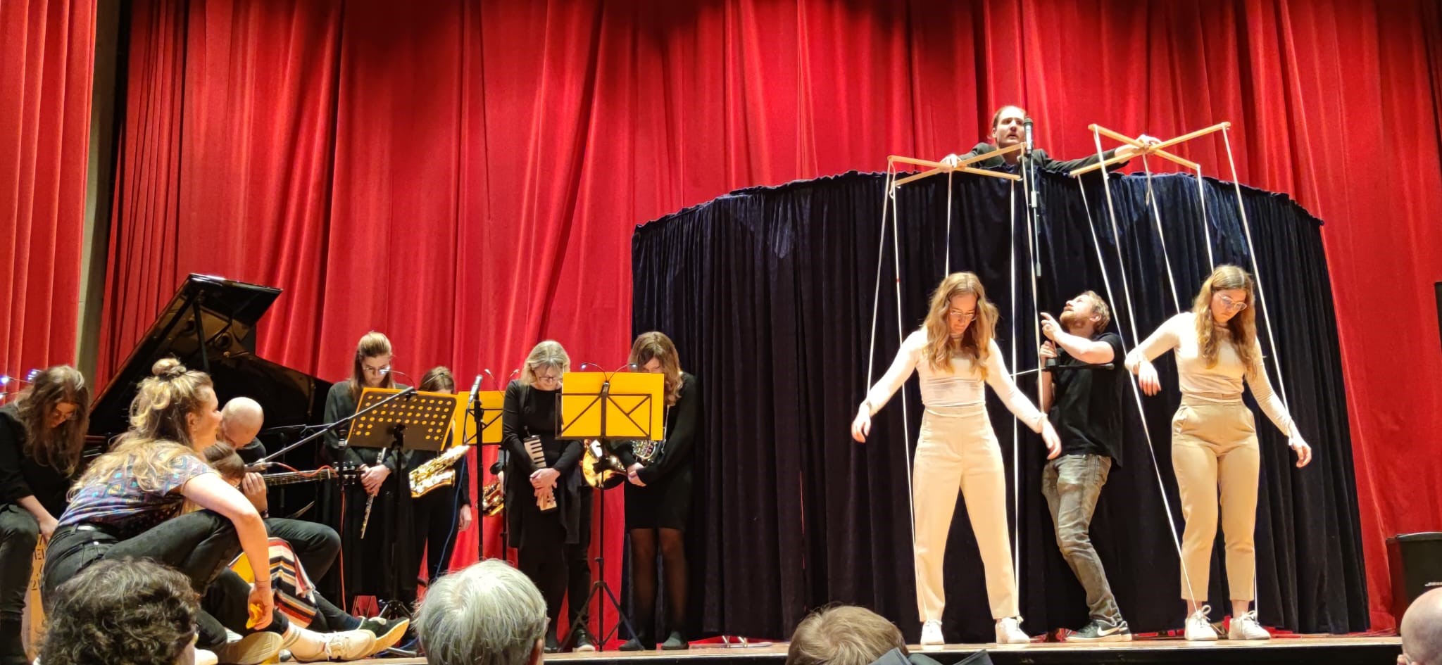 Theater3.jpg